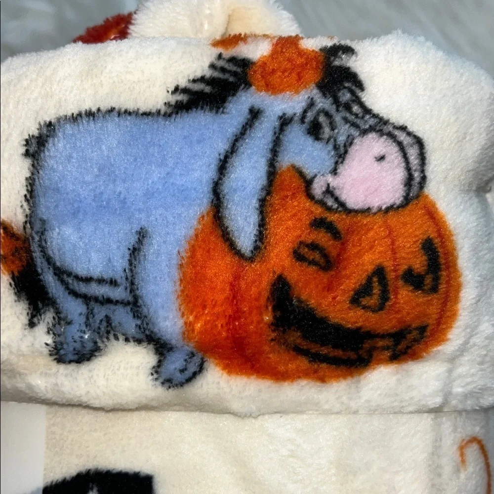 🆕 Disney Winnie The Pooh Plush Throw Blanket Oversized 5’ x 6’